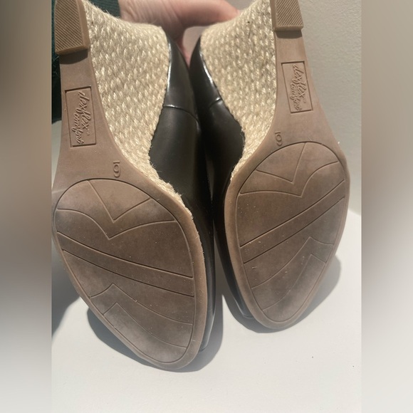 Black Peep-Toe Women's Wedges - Picture 4 of 5